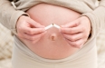 העישון משפיע על הפוריות, על IQ התינוק,גורם לאסטמה,עובר בהנקה ועוד. גם עישון פאסיבי מזיק. מידע מורחב בכתבה
